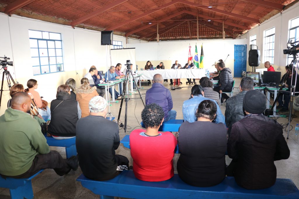 Câmara Municipal de Ouro Preto - Programa Câmara Itinerante é realizado em Lavras Novas 